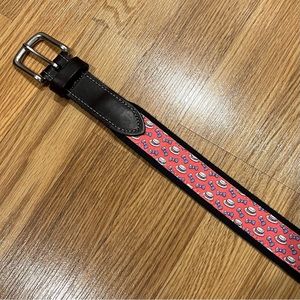 Vineyard Vines Kentucky Derby Hat Bow Tie on Pink 32” Webbed and‎ Leather Belt